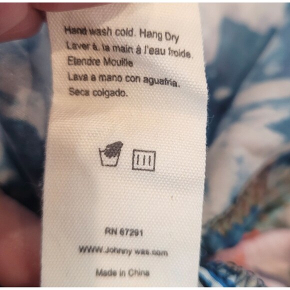 JOHNNY WAS Size PM Multicolored 100% Silk Floral Tunic V-Neck Bohemian Flowy - Picture 7 of 8